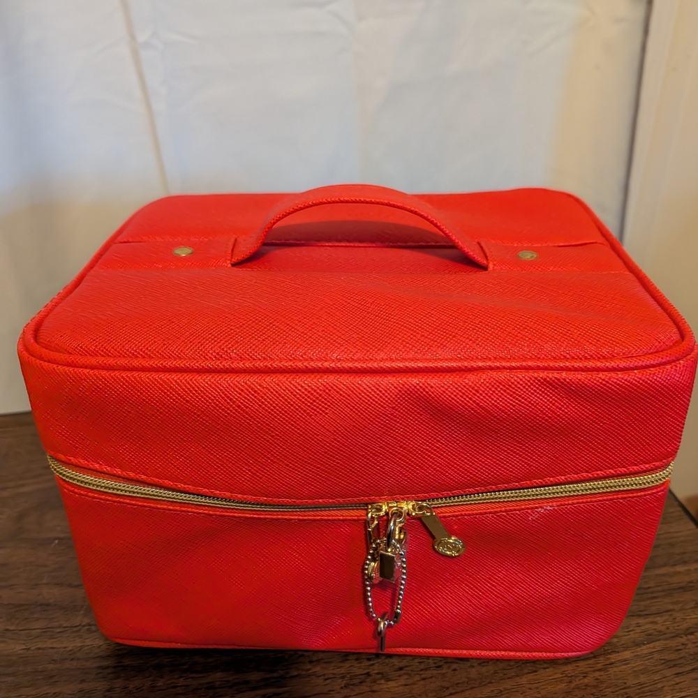 3 LAYER CARRYING CASE